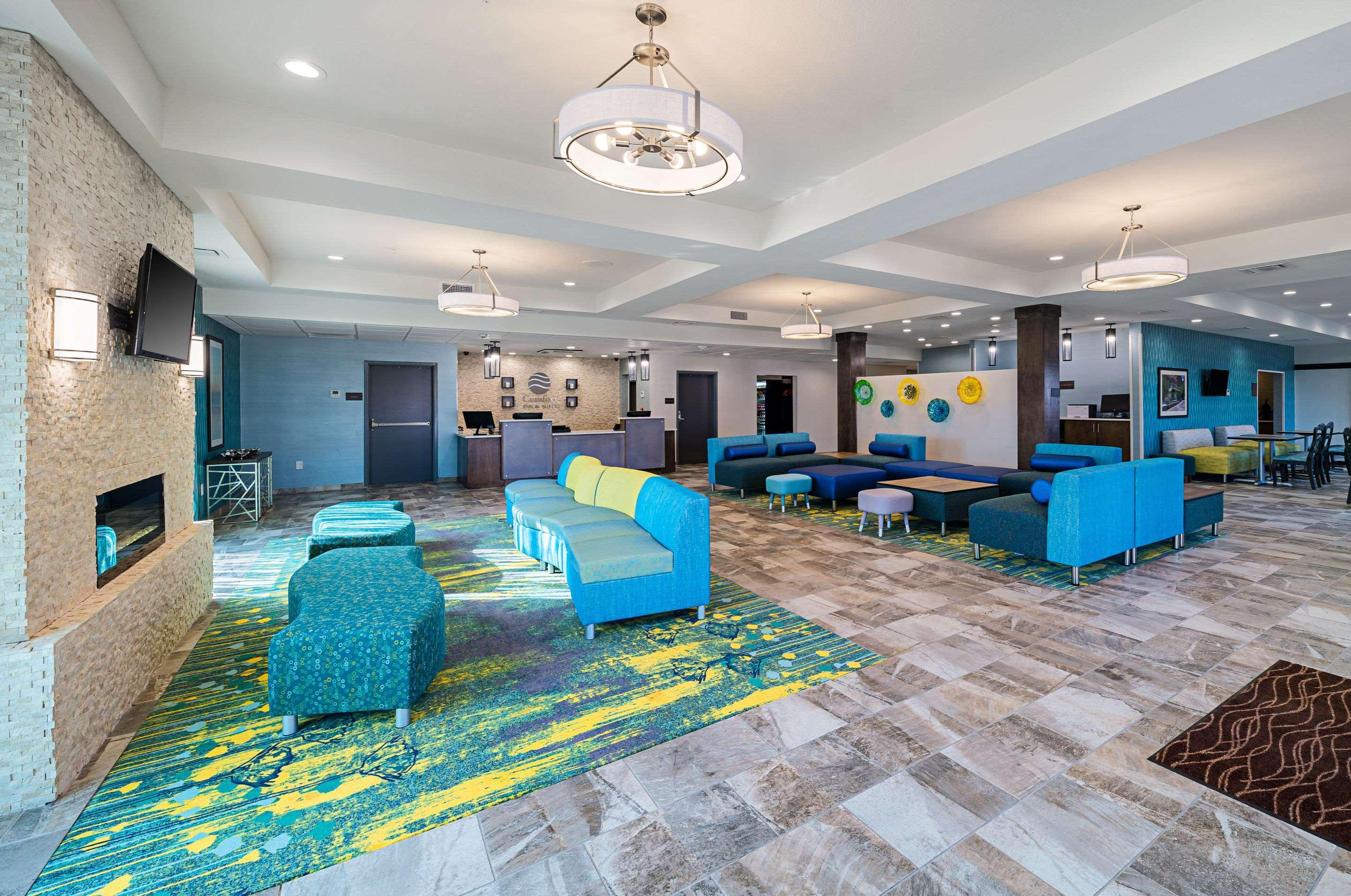 Hotel Comfort & Near Bricktown 3*